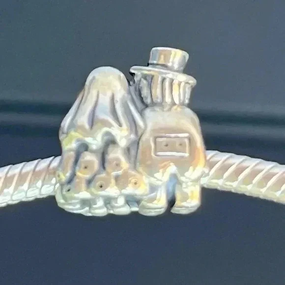 Pandora authentic bride and groom charm - Picture 2 of 3